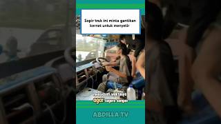 Download lagu Sopir truk ini minta gantikan kernet untuk menyetir ⁉️ #shorts mp3 Download lagu Sopir truk ini minta gantikan kernet untuk menyetir ⁉️ #shorts mp3