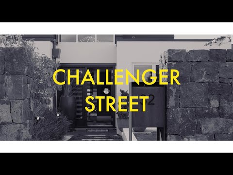 32 Challenger Street, St Heliers - Vanessa Mowlem & Jono Barton