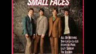 small faces red balloon.