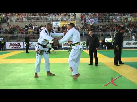MUNDIAL PROFISSIONAL 2015 - José Marlon x Erberth Santos by X-COMBAT