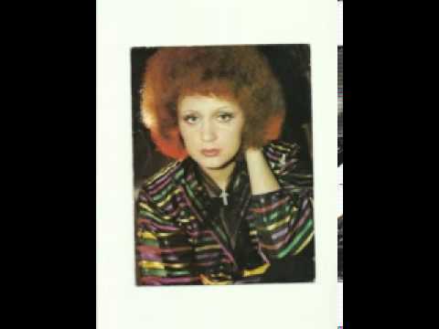 Petra Janů - Padal déšť