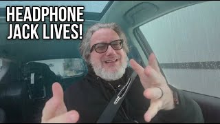 What I Learned from 8 Years Without Headphone Jacks | A Vlog