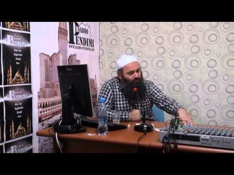 Nxënësit thonin: Hoxhë na jep ti lëndën e Kimisë (ngjarje në Shkup) - Hoxhë Bekir Halimi