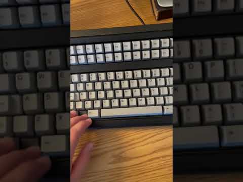 how to press alt + F4 (best tutorial) #shorts #gaming #memes