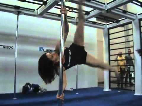Queenax  Pole X Gym By Titty Tamantini @ Rimini Wellness 2011.mp4