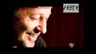 l'uomo che hai di fronte.wmv