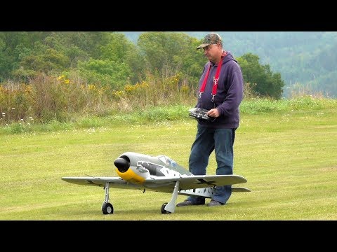 RC FOCKE WULF FW 190 // AMAZING SOUND RC AIRPLANE // TOP FLIGHT