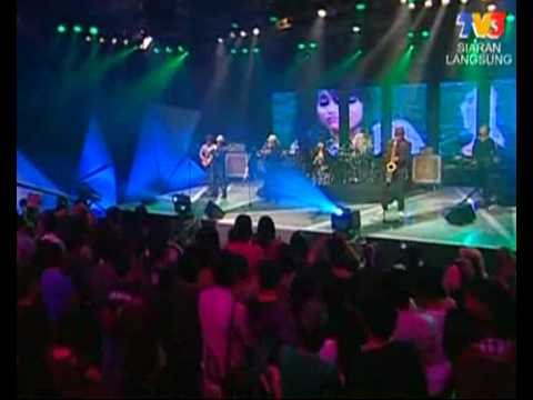 Tilu - Ku Bukan Aku (MTV @ Muzik25)