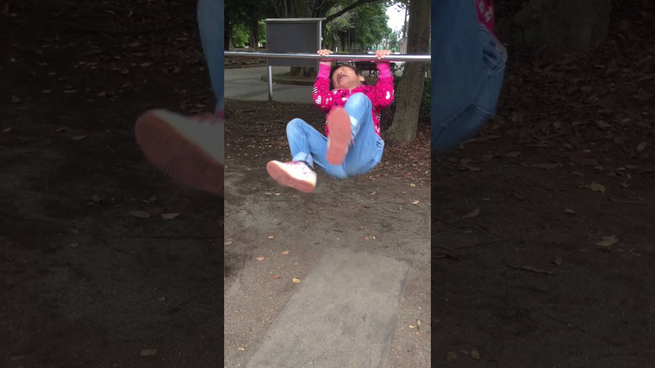 空中逆上がりをクルクルするつもりが…