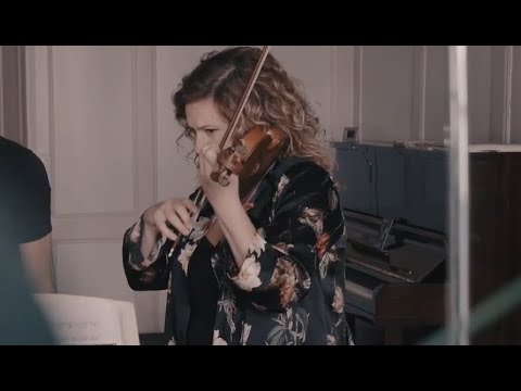 Cocktail für die Musen -  eine Serie von Gwendolyn Masin im Casino Bern, live am 26. Oktober 2019