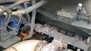 How to replace a belt on Freightliner FLD?