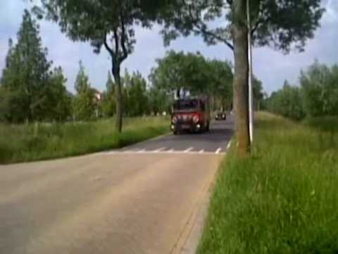 Brandweer Albrandswaard en Rotterdam met spoed naar een OMS-melding in Poortugaal