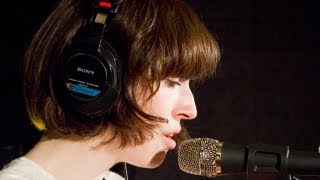 Daughter - "Tomorrow" (Live at WFUV)