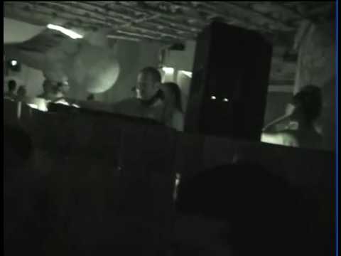Alfred play Seb Skalski ft Barry Solone"We Can Change It"Seb's Dub@Nikky Beach Miami 2009