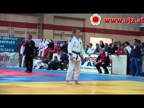 2013 Judo U18 Voecklabruck: Schuhmann Victoria (AUT) - Pamala Neubauer (AUT)