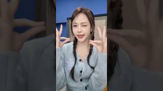 Download lagu Apple pie 🥧 🌴 #hearts2hearts #하츠투하츠 #h2h #CARMEN #shorts mp3 Download lagu Apple pie 🥧 🌴 #hearts2hearts #하츠투하츠 #h2h #CARMEN #shorts mp3