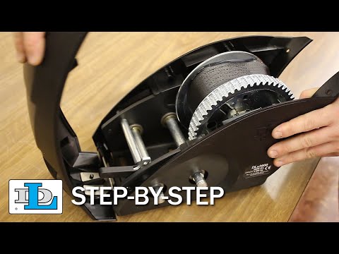 Replacing the Cover on DLxFC Pulling Winches - Step-By-Step