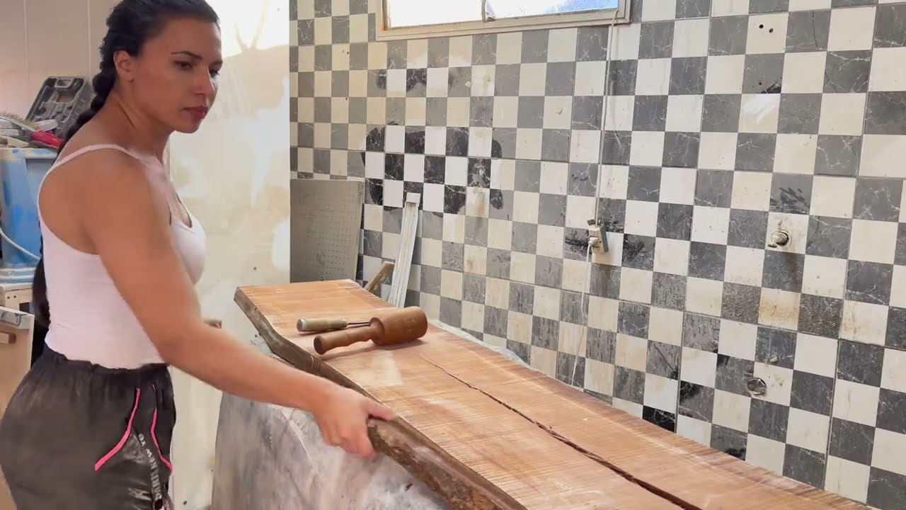 UNIQUE COMBINATION OF WOOD, FIRE AND EPOXY. THE MOST BEAUTIFUL TABLE EVER!