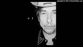 Bob Dylan live , Love Minus Zero/ No Limit , St Louis 2004