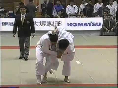 JUDO 2001 All Japan: Kosei Inoue 井上 康生 (JPN) - Daisuke Oshita (JPN)