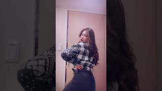 19歳事務職です