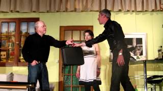 Coucou me revoilou (Les Drôlesenscène)