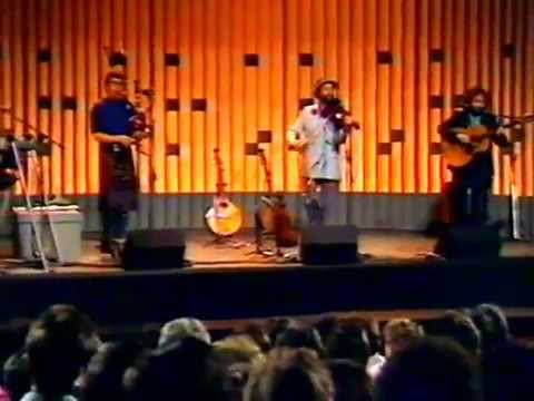 Thumbnail for Scottish traditional music : "Battlefield Band" -" Roddy's set" by Battlefield Band