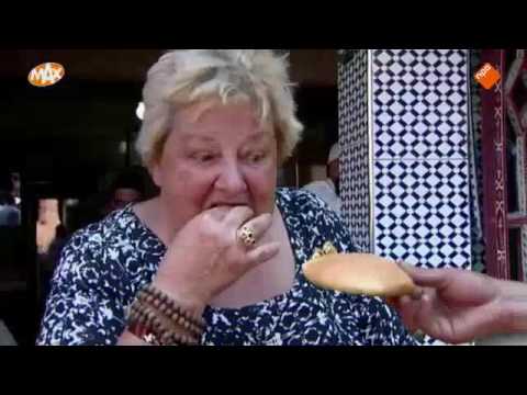Erica vindt alles lekker (eetcompilatie)
