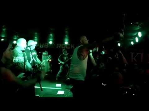 Fatskins - Crucified (Ft. Roger Miret & Lars Frederiksen) [Live]