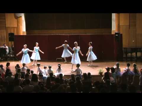 Ansamblul clasei 6 - Festivalul Tineri Artisti Bacau 2013