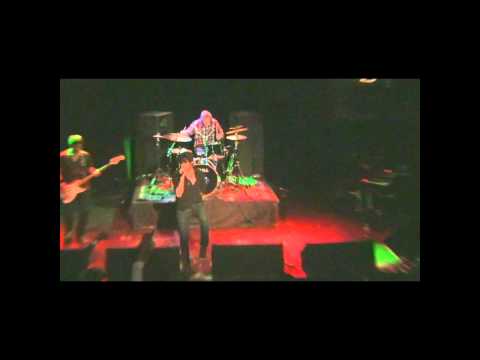 Nino Magzoon ft. Greg Cahn - Miss L.A. (Live at Whisky A GoGo)