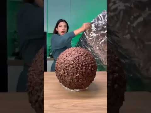 How to make big Ferrero Rocher with Nutella ? #nutellahack #ferrero #bigferrero#bignutella #shorts