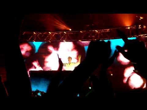 ASOT 450 NYC Day 2 Roseland Ballroom Armin Van Buuren Man on the Run vs Ramsterdam