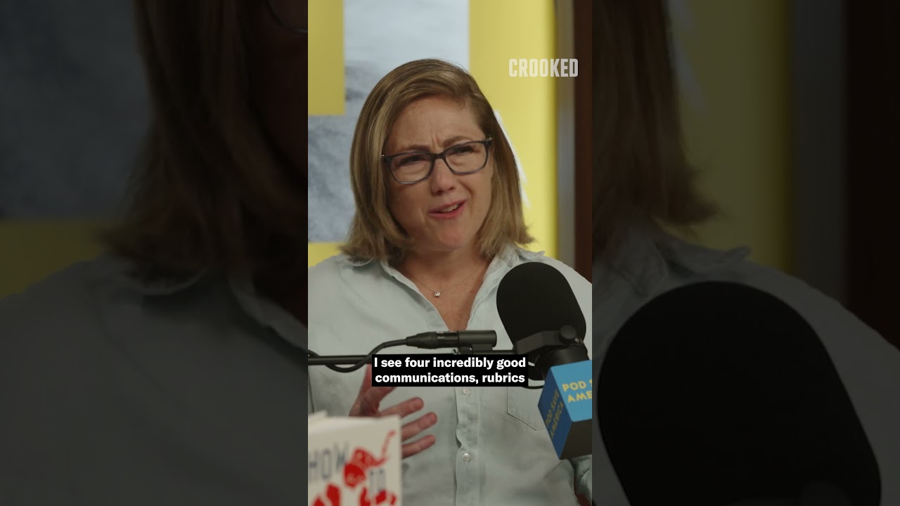 Video: Longwell Tells Pod Save America: Harris Should Not Run in 2028