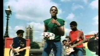 Musical Youth - Pass the Dutchie 1982