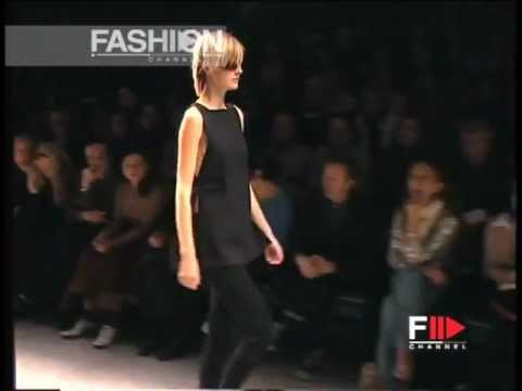 "Prada" Autumn Winter 2001 2002 Milano 1 of 5 pret a porter by FashionChannel.mov