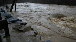 preview picture of video 'March 18, 2008 Arkansas' Mulberry River Flooding'