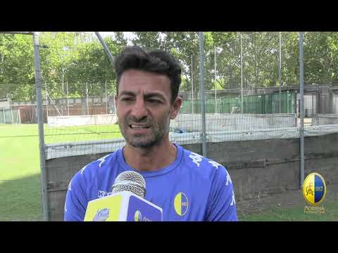 MFC TV / Microfoni al vice allenatore gialloblù Simone Vergassola.