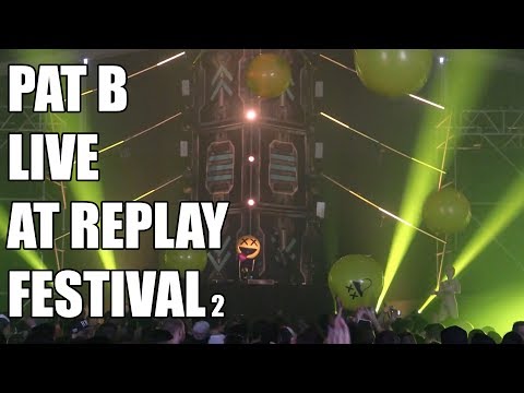 Pat B Live at Replay Festival playing Hit my chapter 1 on the floor