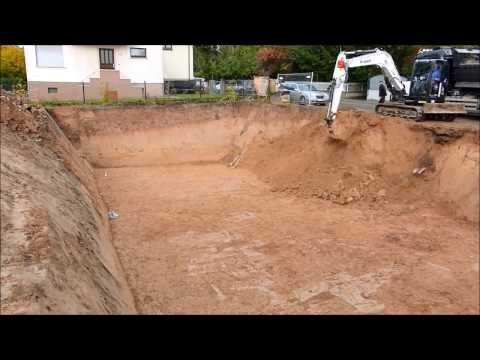 Doppelhäuser Bad Homburg 02 Die Baugrube ist fast fertig!