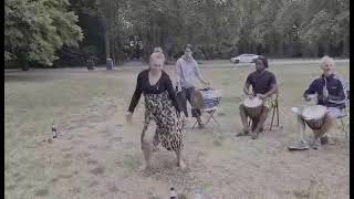 Download lagu African dance solo Gudrun Alles mp3