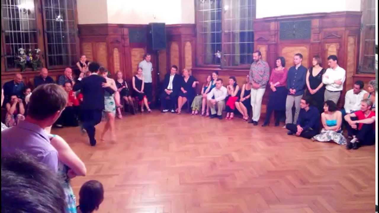 Veronica Toumanova and Kléber Queiroz perform Yo de Domingo Federico