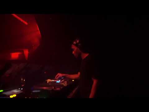 Chris Worthy - Lärm Budapest, Hungary