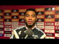 Colin Kazim-Richards in gesprek met verslaggever Dennis van Eersel