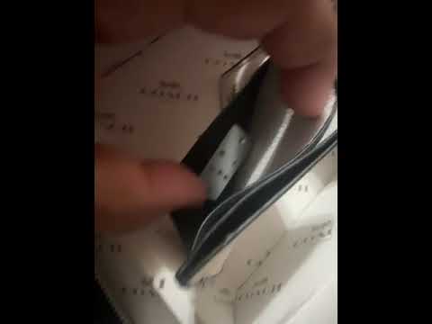 Poshmark - Una bolsa que recibí es falsa y pagué para una original