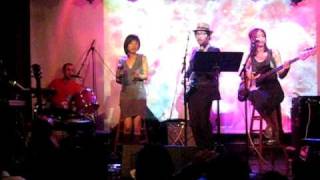 Nebulullaby performed by Sean Lennon, Charlotte Kemp Muhl, Joseph Gordon-Levitt, and Yuka Honda