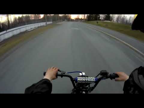 Poliisia karkuun mankilla