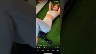【TikTok】お姉さんのマン筋が見え隠れする動画