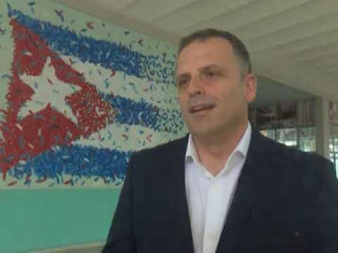 Premia Universidad Médica de Cienfuegos a reconocido profesor español