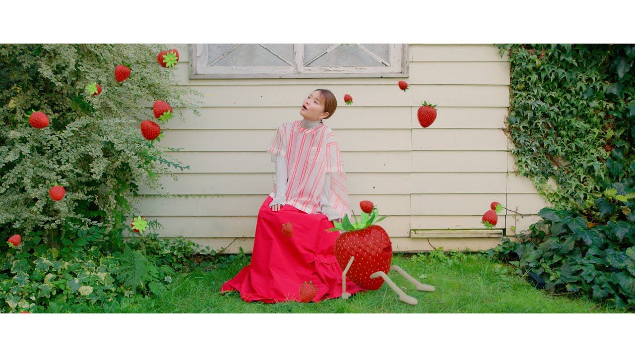 fumika 「Strawberry Morning」 music video